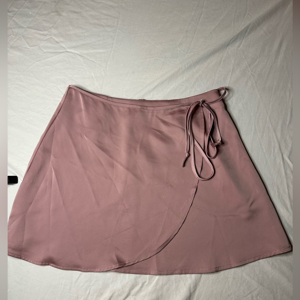 Francesca’s pink skirt
